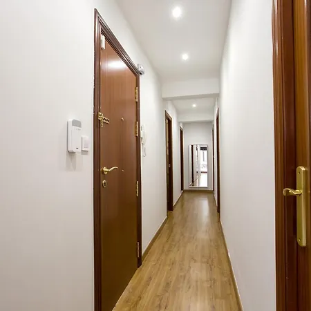 Spacious Near Casco Viejo Apartment