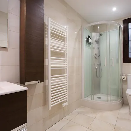 Spacious Near Casco Viejo Apartment Bilbao