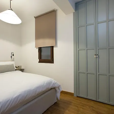 Spacious Near Casco Viejo Bilbao